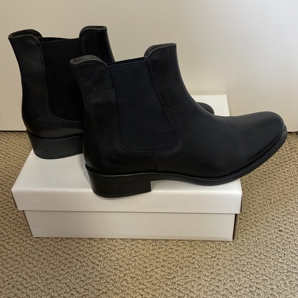 Browns low riding boots - Picture 3 of 5